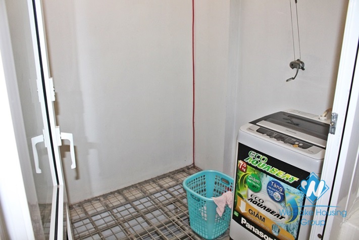 one bedroom apartment for rent in Doi can st, Ba dinh district